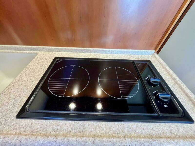 Fun Bunch 39ft Bertram Yacht For Sale