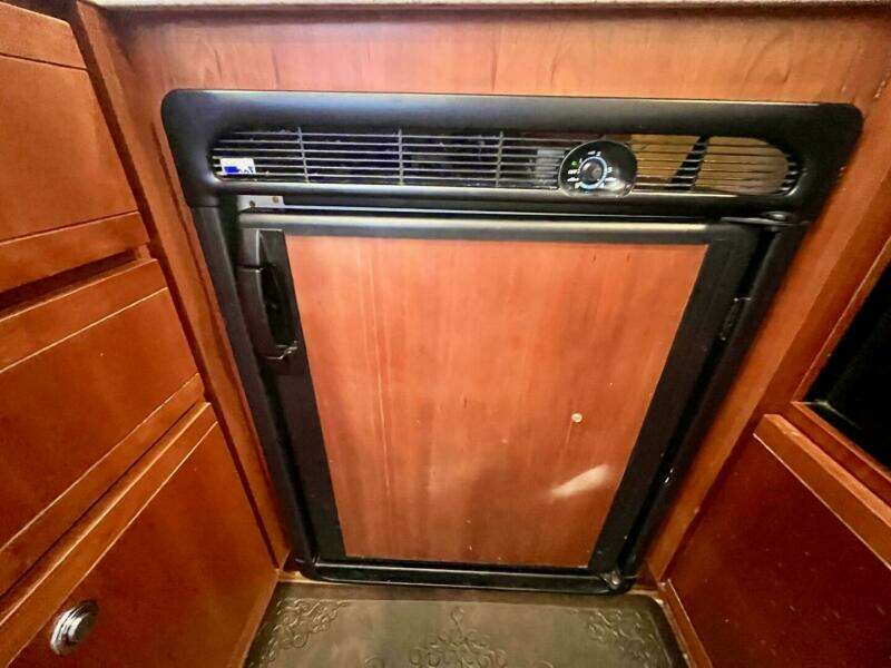 Fun Bunch 39ft Bertram Yacht For Sale