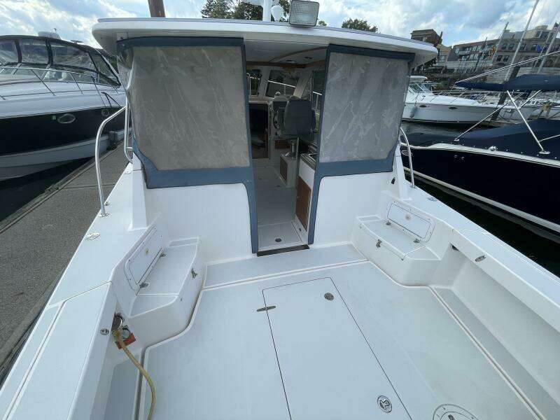 True Blue 33ft True North Yacht For Sale