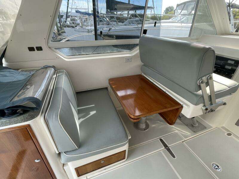 True Blue 33ft True North Yacht For Sale