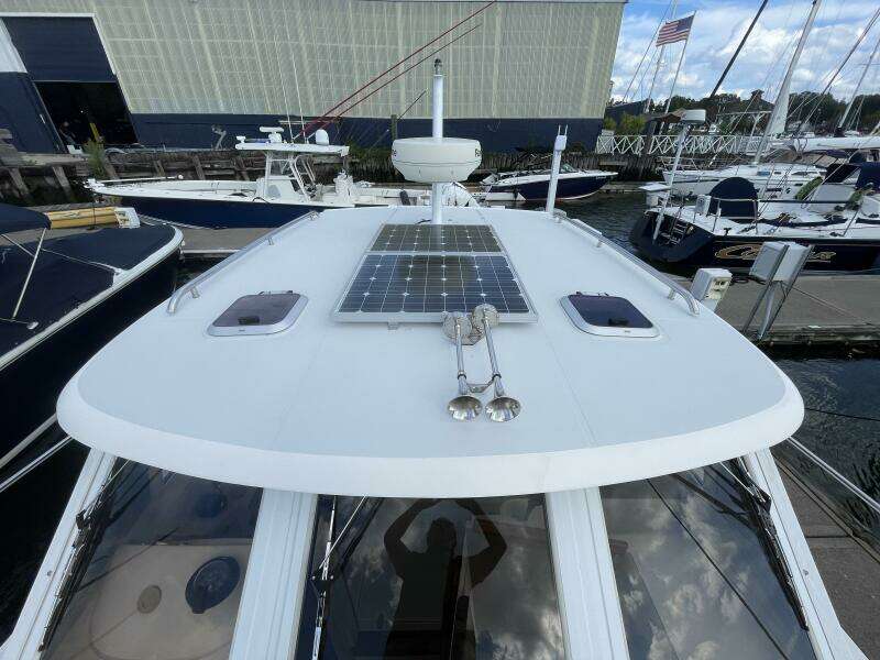 True Blue 33ft True North Yacht For Sale