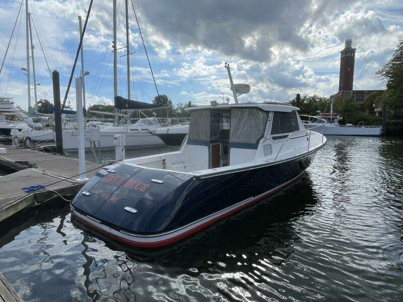 True Blue 33ft True North Yacht For Sale
