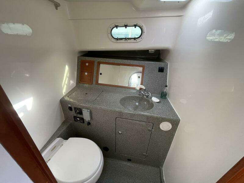 True Blue 33ft True North Yacht For Sale
