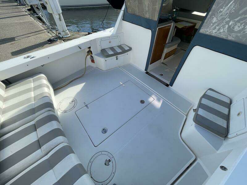 True Blue 33ft True North Yacht For Sale