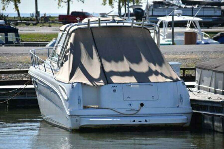 New Listing  31ft Sea Ray Yacht For Sale