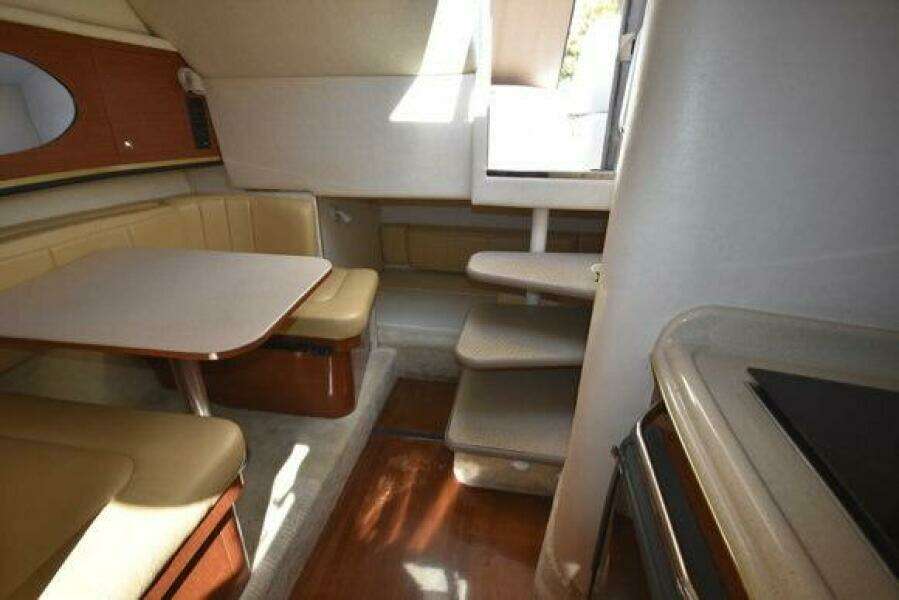 New Listing  31ft Sea Ray Yacht For Sale