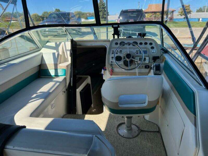 Shellicita 26ft Rinker Yacht For Sale