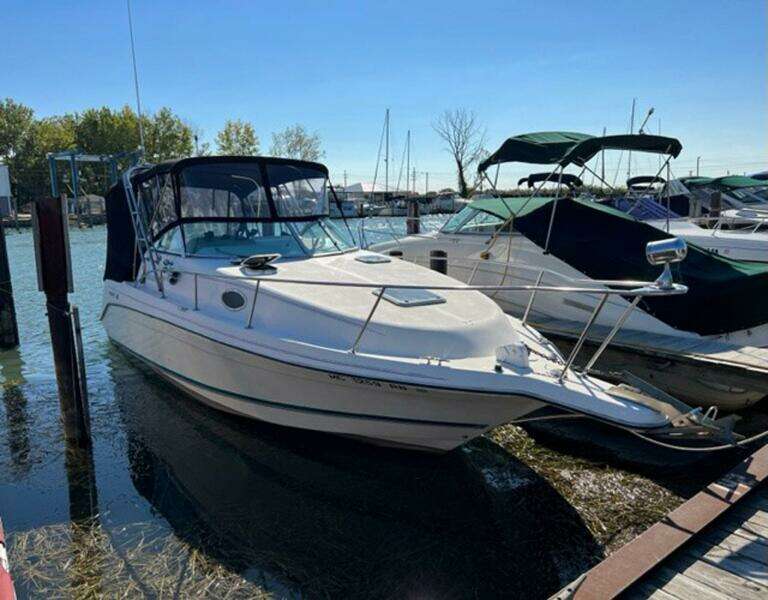 Shellicita 26ft Rinker Yacht For Sale