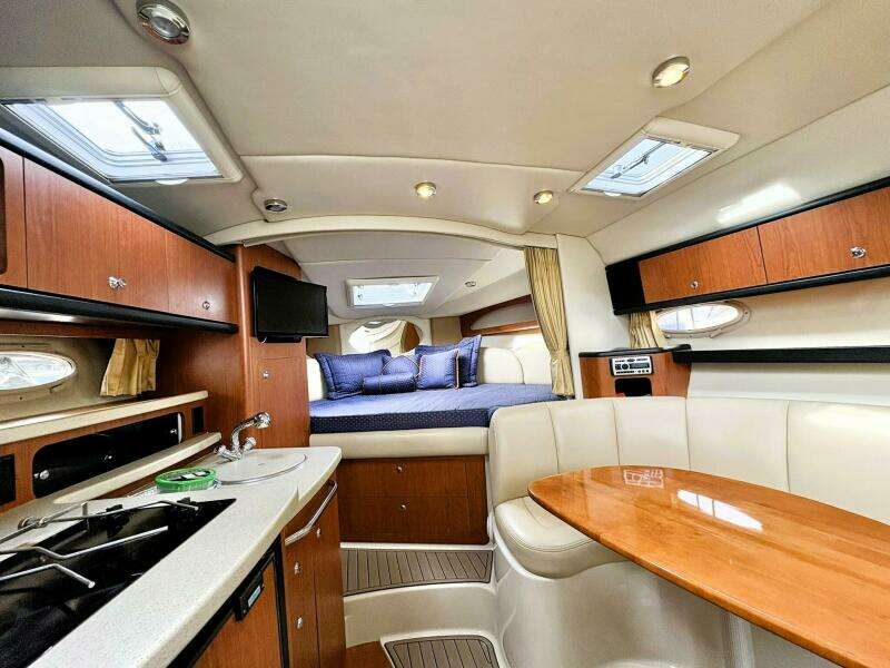 MER VEILLE 31ft Chaparral Yacht For Sale