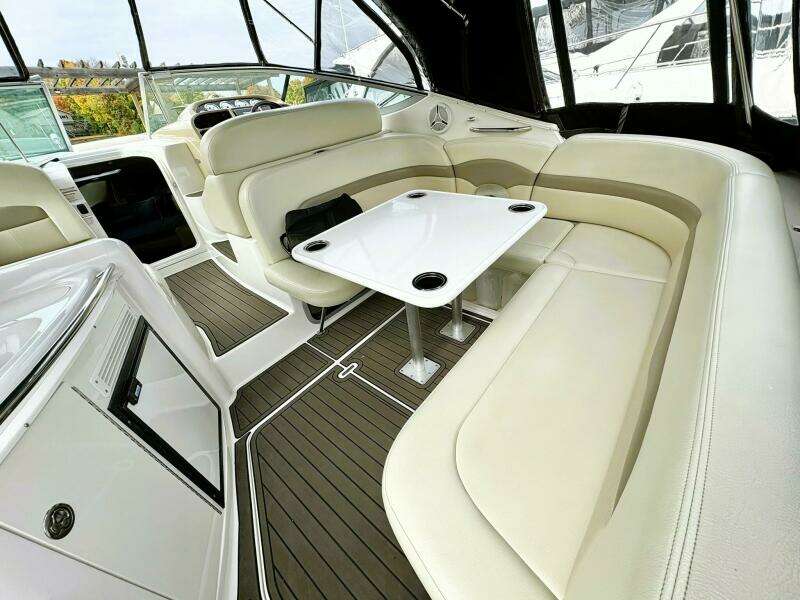MER VEILLE 31ft Chaparral Yacht For Sale