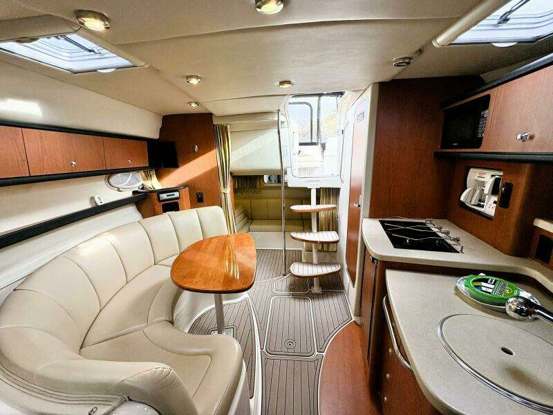 MER VEILLE 31ft Chaparral Yacht For Sale