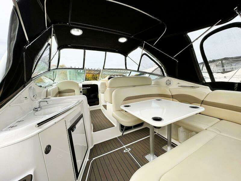 MER VEILLE 31ft Chaparral Yacht For Sale