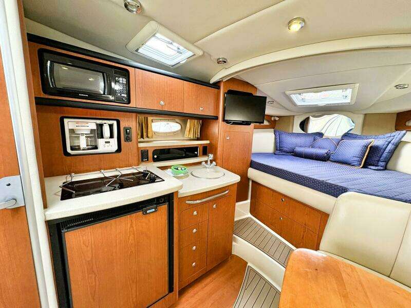 MER VEILLE 31ft Chaparral Yacht For Sale