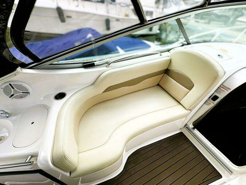 MER VEILLE 31ft Chaparral Yacht For Sale