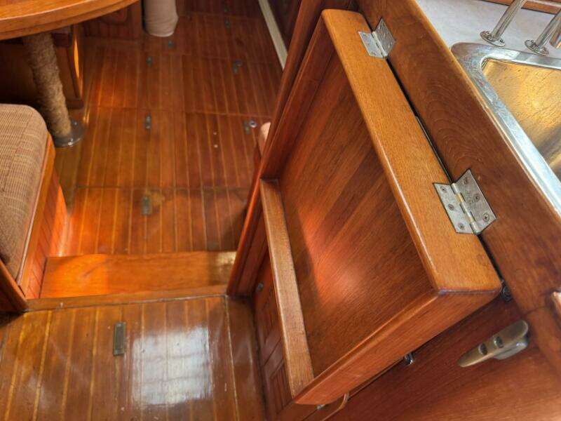 Passport 42ft Tayana Yacht For Sale