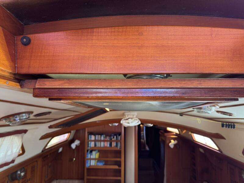 Passport 42ft Tayana Yacht For Sale