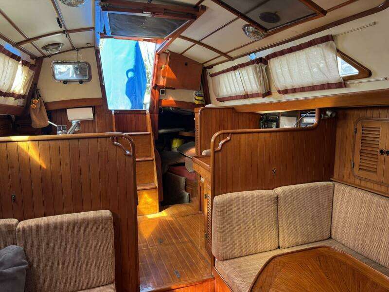 Passport 42ft Tayana Yacht For Sale