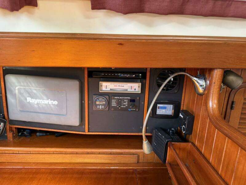 Passport 42ft Tayana Yacht For Sale