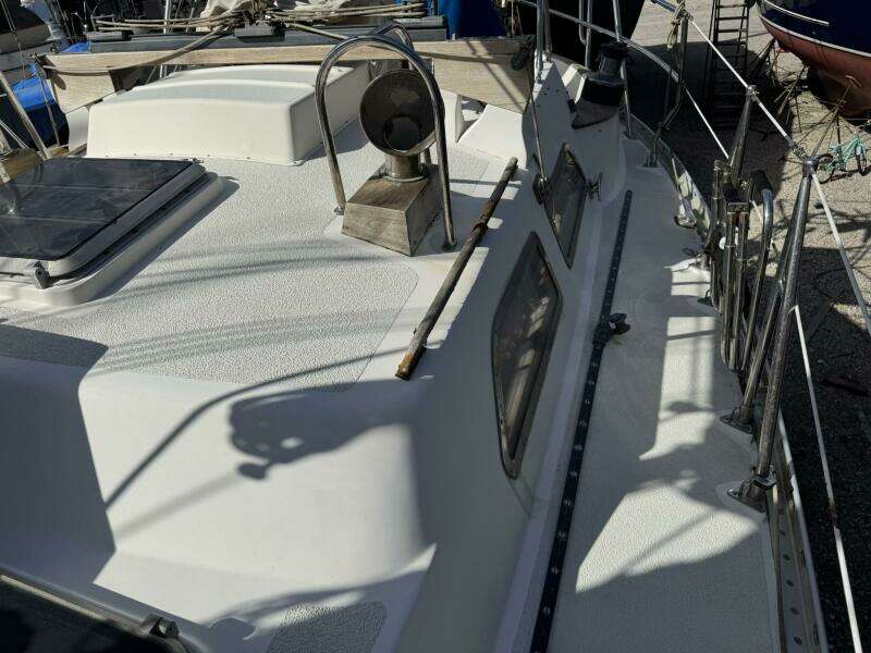 Passport 42ft Tayana Yacht For Sale