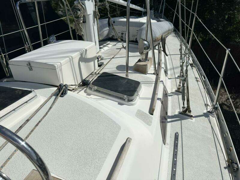 Passport 42ft Tayana Yacht For Sale