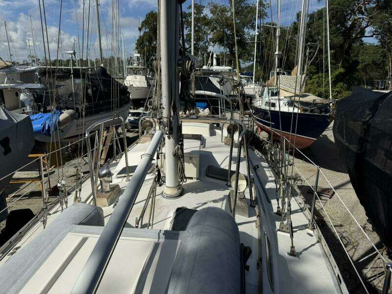 Passport 42ft Tayana Yacht For Sale