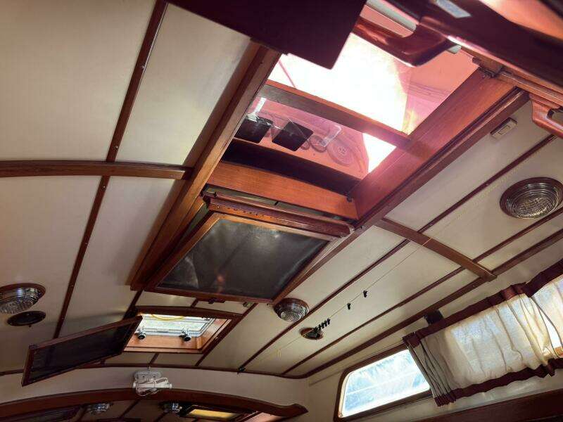 Passport 42ft Tayana Yacht For Sale