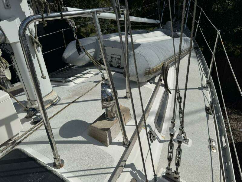 Passport 42ft Tayana Yacht For Sale
