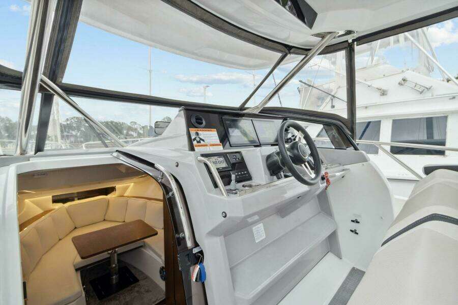 Velocity 35ft Jeanneau Yacht For Sale