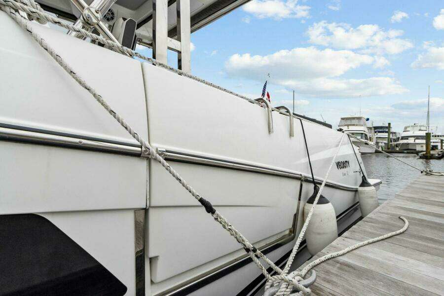 Velocity 35ft Jeanneau Yacht For Sale