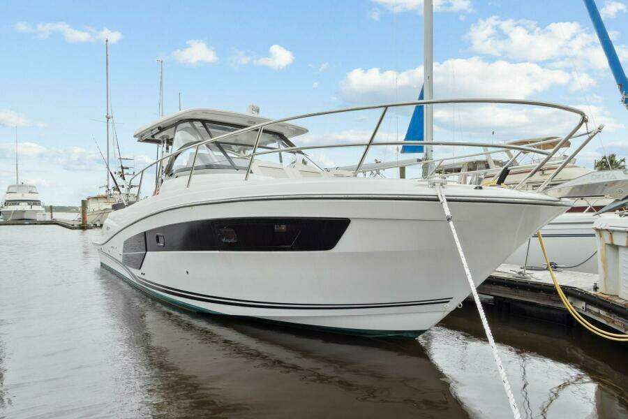 Velocity 35ft Jeanneau Yacht For Sale