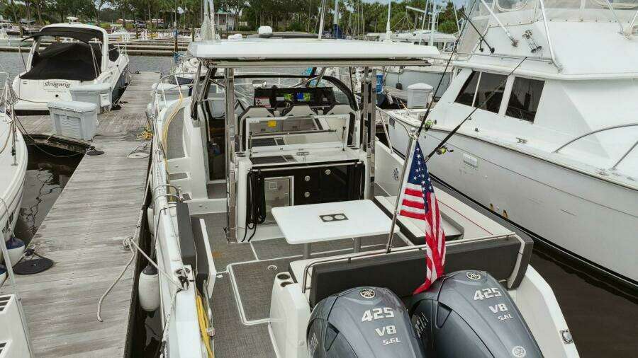 Velocity 35ft Jeanneau Yacht For Sale