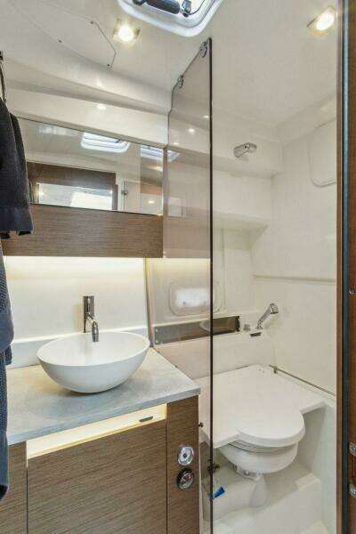 Velocity 35ft Jeanneau Yacht For Sale