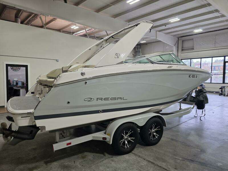 22ft Regal Yacht For Sale