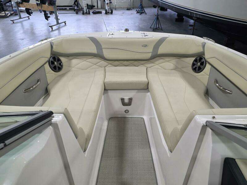 22ft Regal Yacht For Sale