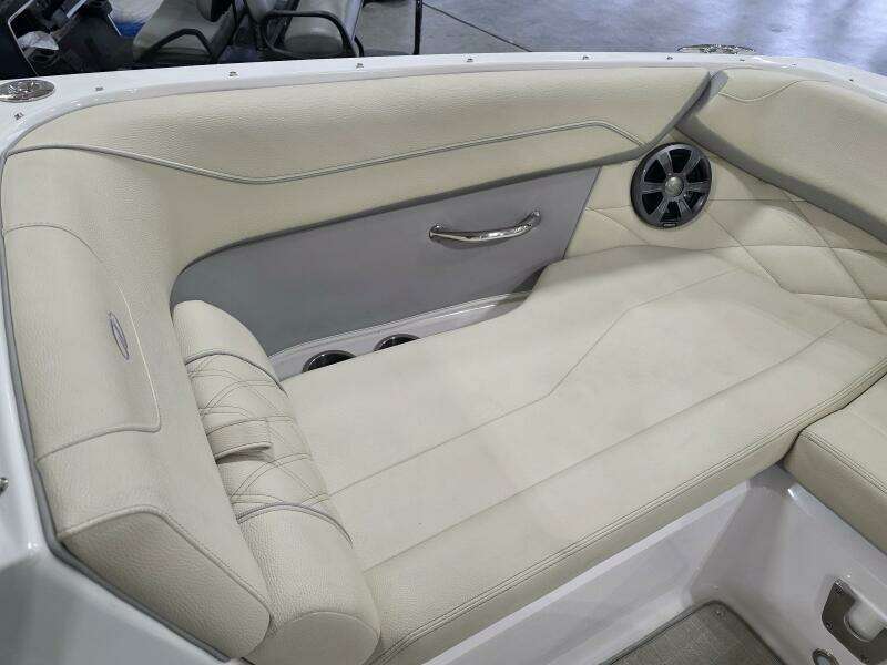 22ft Regal Yacht For Sale