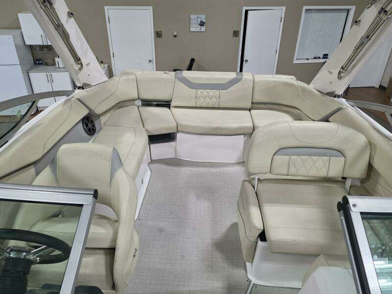22ft Regal Yacht For Sale