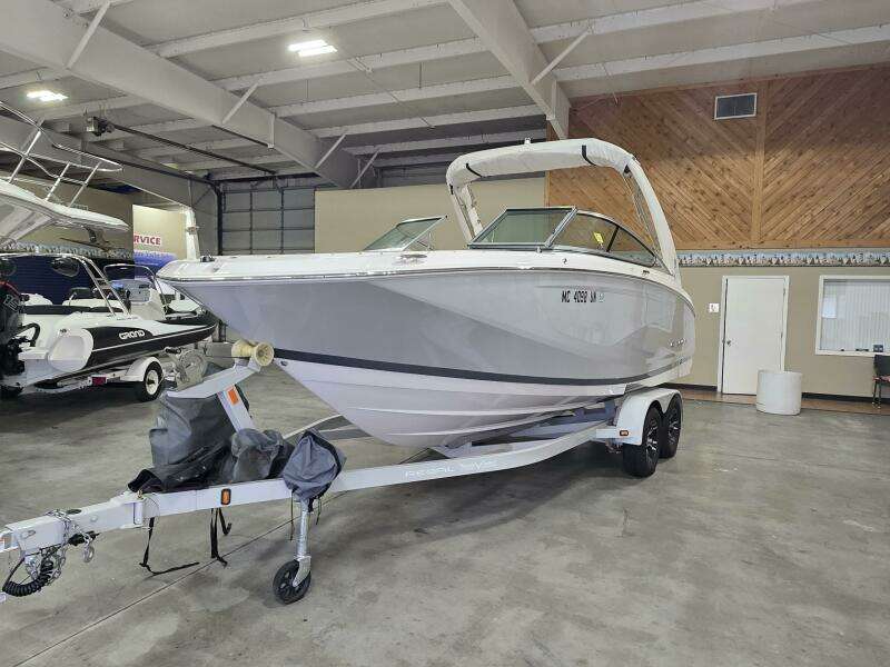 22ft Regal Yacht For Sale