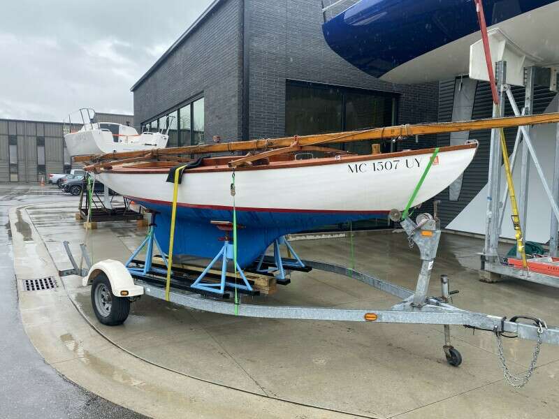 Mari  elle 18ft Dyer Yacht For Sale
