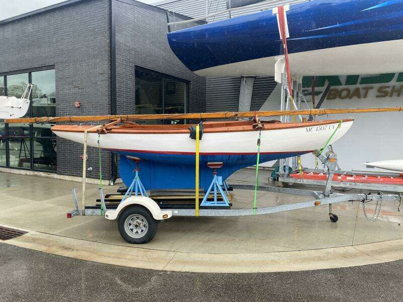 Mari  elle 18ft Dyer Yacht For Sale