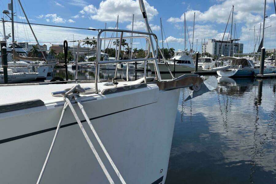 46ft Bavaria Yacht For Sale