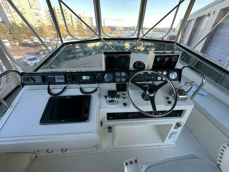 Summer Shack 48ft Hatteras Yacht For Sale
