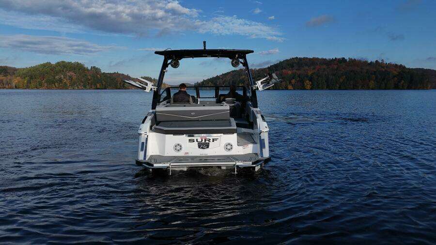 24ft Cobalt Yacht For Sale