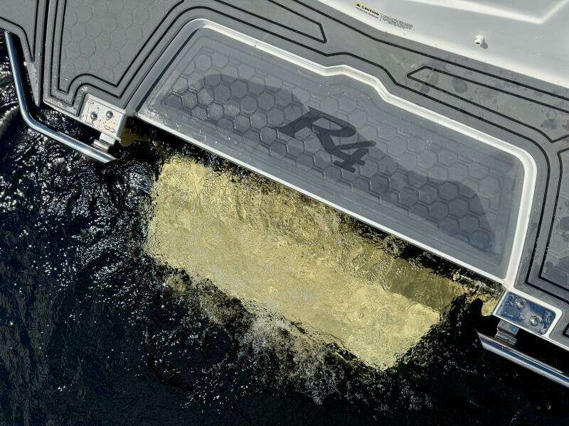 24ft Cobalt Yacht For Sale