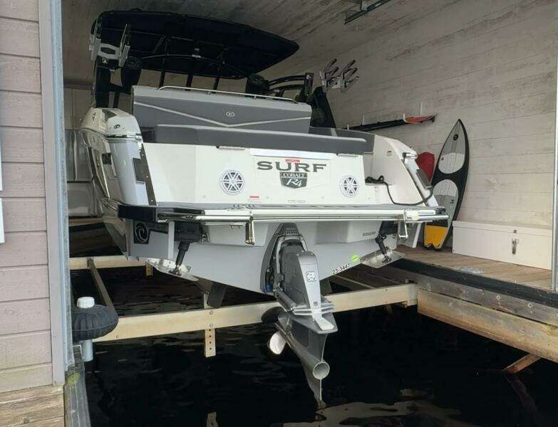 24ft Cobalt Yacht For Sale