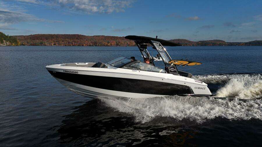 24ft Cobalt Yacht For Sale