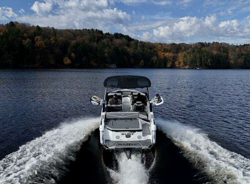 24ft Cobalt Yacht For Sale