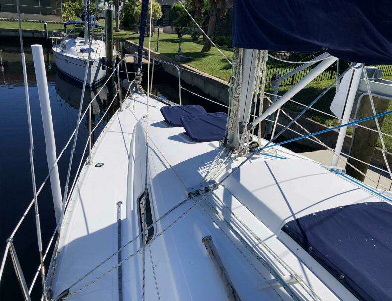 32ft Beneteau Yacht For Sale