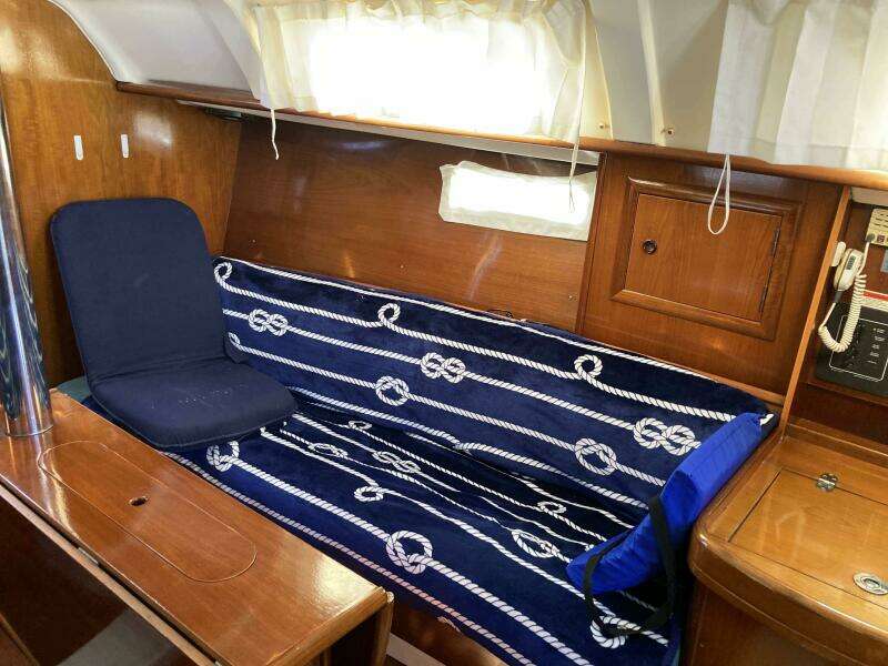 32ft Beneteau Yacht For Sale