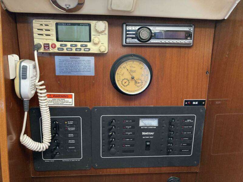 32ft Beneteau Yacht For Sale