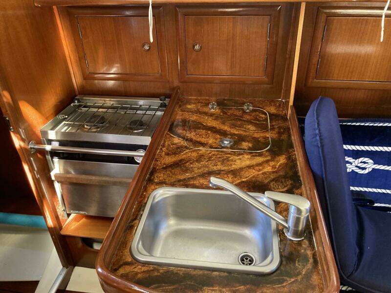 32ft Beneteau Yacht For Sale